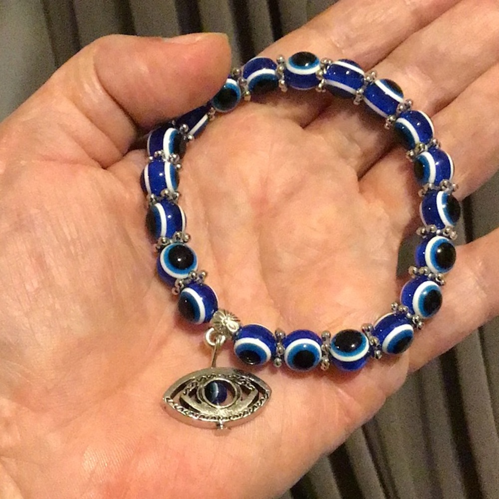NEW. Blue Evil !Lucky Eye Round Beads Elastic Bracelet.